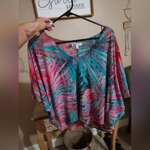 Jennifer Lopez floral top